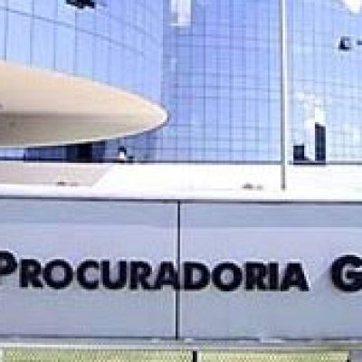 PGR pede abertura de investigação contra desembargador Rogério Favreto