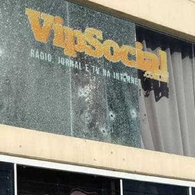 Prédio de site é alvo de tiros por divulgar morte de suposto traficante
