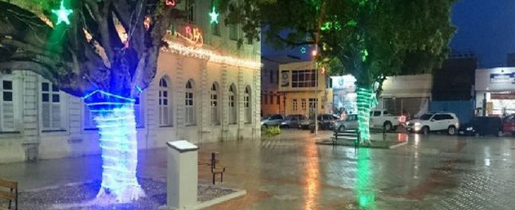 PAGANDO DÍVIDA COM O BEM PÚBLICO: Justiça suspende doação de praça de Juazeiro para quitação de dívida