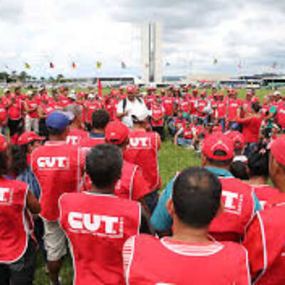 Governo propõe manter gratificação para servidores que atuam em sindicatos