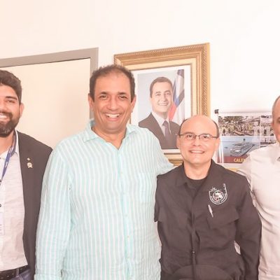Prefeito avalia projeto de construção de nova unidade penal em Ilhéus