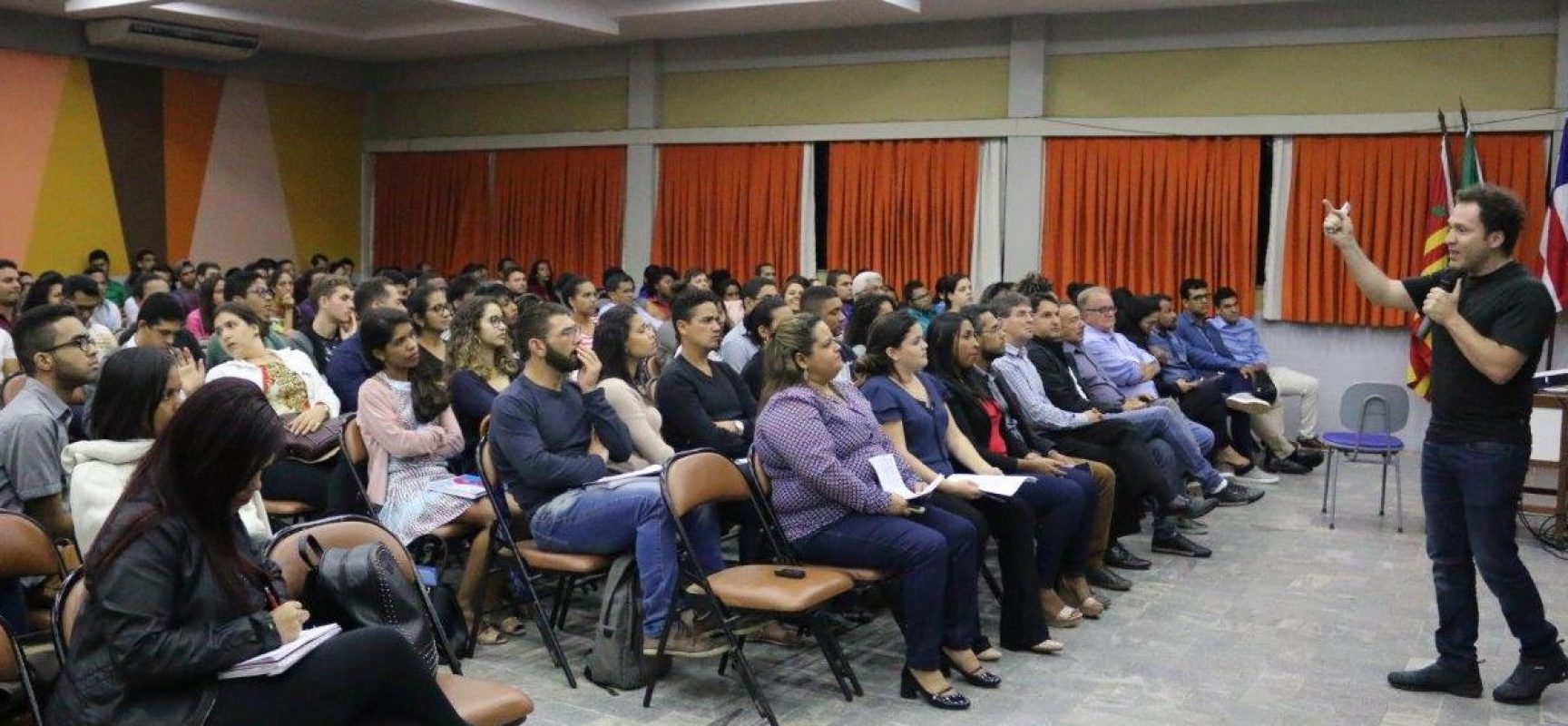 Faculdade de Ilhéus promoveu Simpósio de Gestão Empresaria