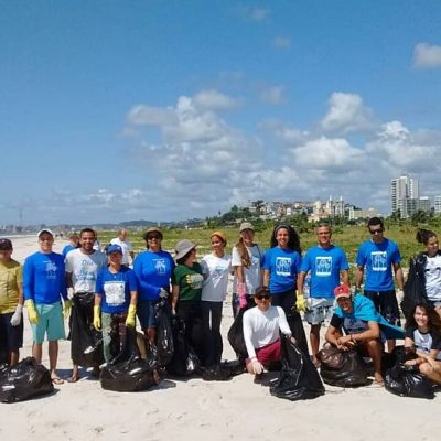 Ilhéus participa do Dia Mundial de Limpeza com ação na Praia da Avenida
