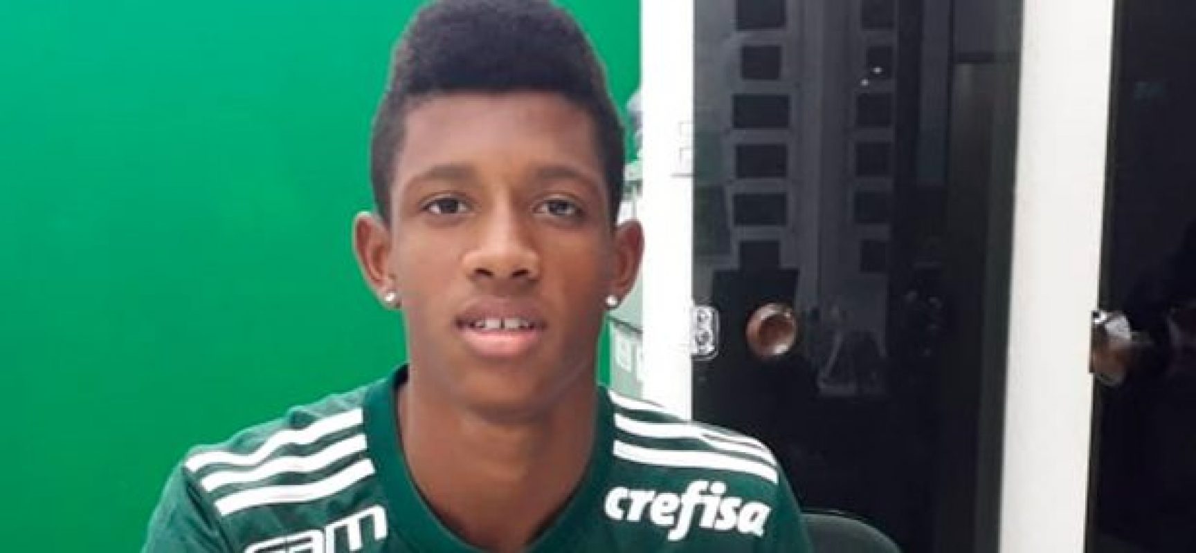 Jogador dispensado pelo Bahia é revelado em Projeto Social da Manassés e assina com Palmeiras.