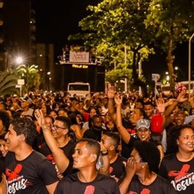 Milhares vão à avenida durante a XI Marcha para Jesus em Ilhéus