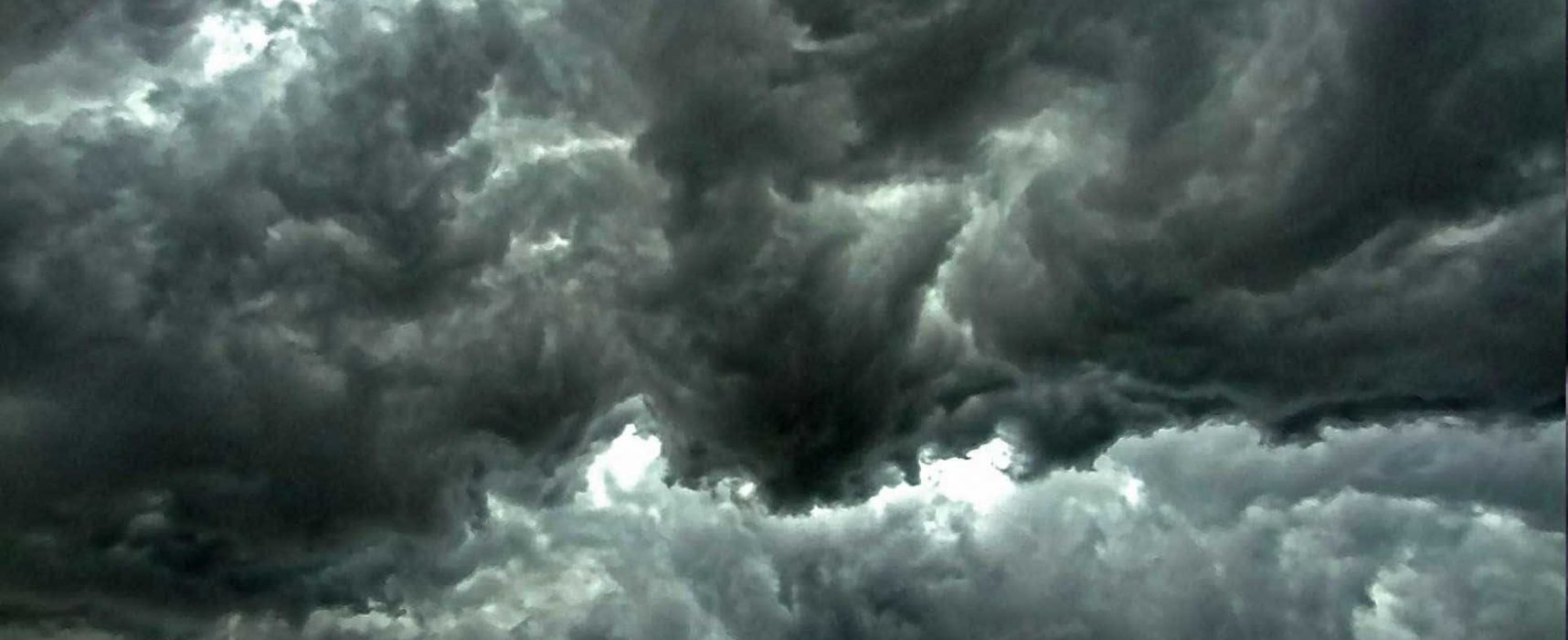 Tufão Mangkhut matou pelo menos 74 pessoas nas Filipinas