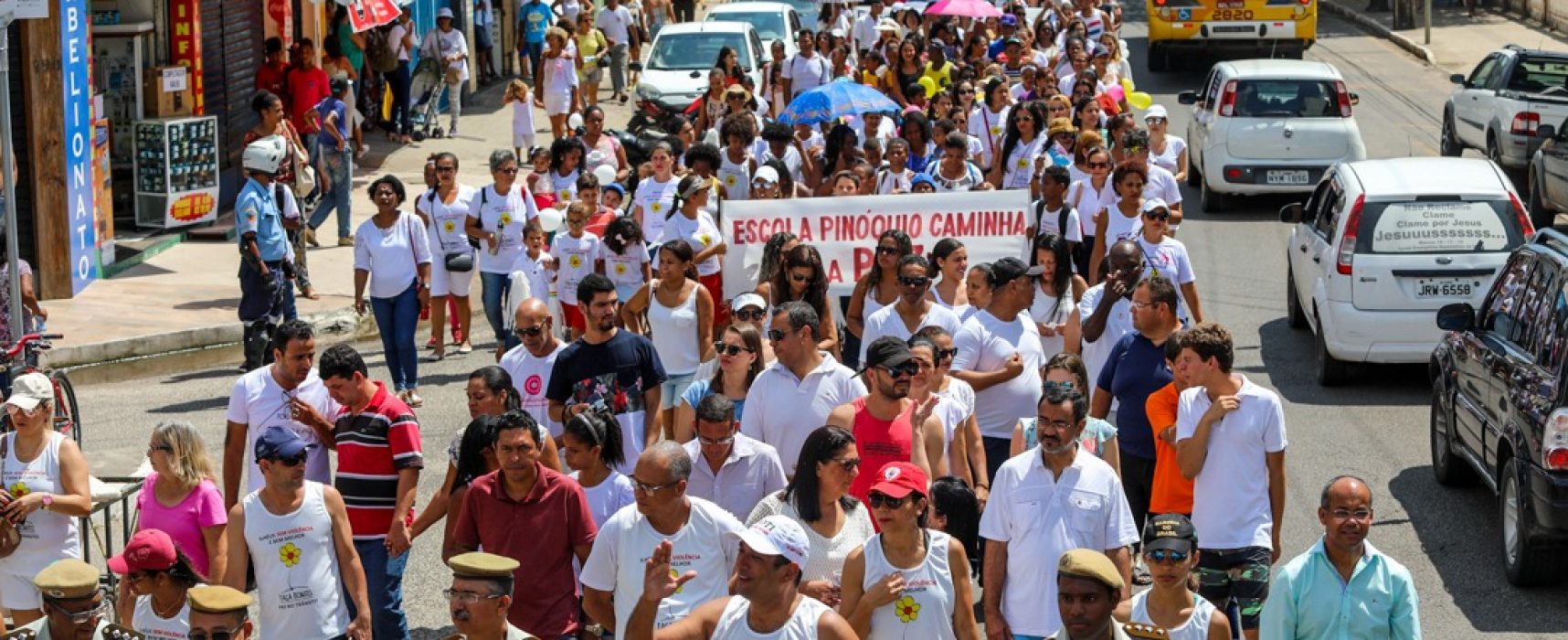 Alunos das redes pública e privada realizam atividades em seminário contra a violência