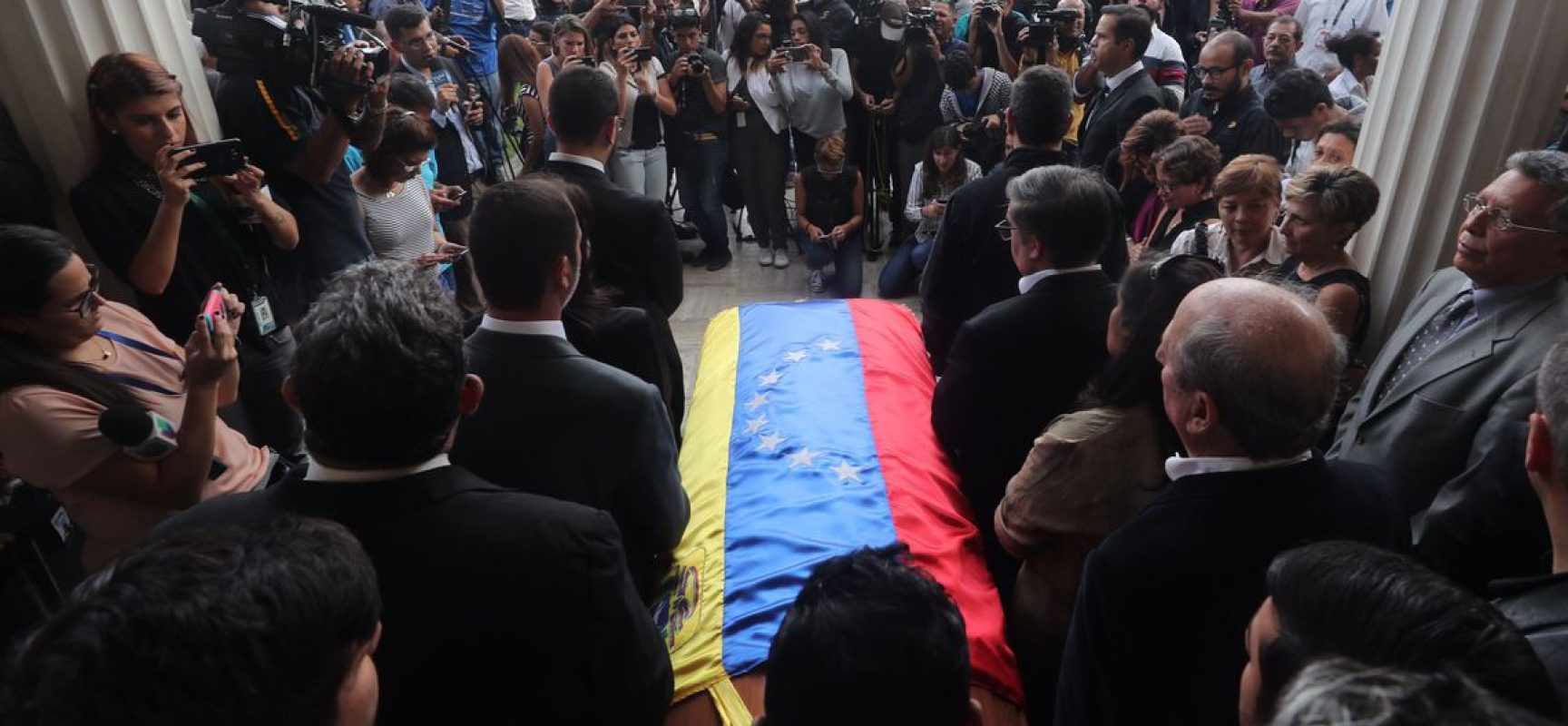Brasil cobra explicações sobre suposto suicídio de opositor de Maduro