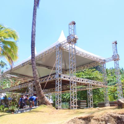 Começa montagem da estrutura do Mundial de Surf em Itacaré