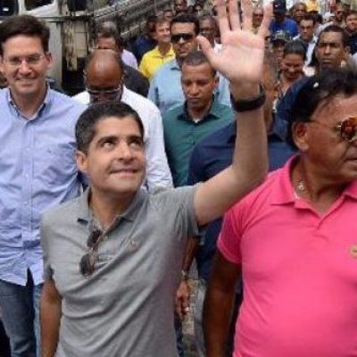 NETO NEGA TER ABANDONADO CAMPANHA DE ZÉ RONALDO