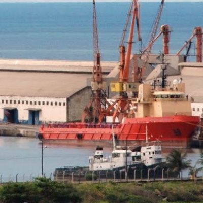 POLÍTICA: Estrutura interna dos portos em tempos de campanha