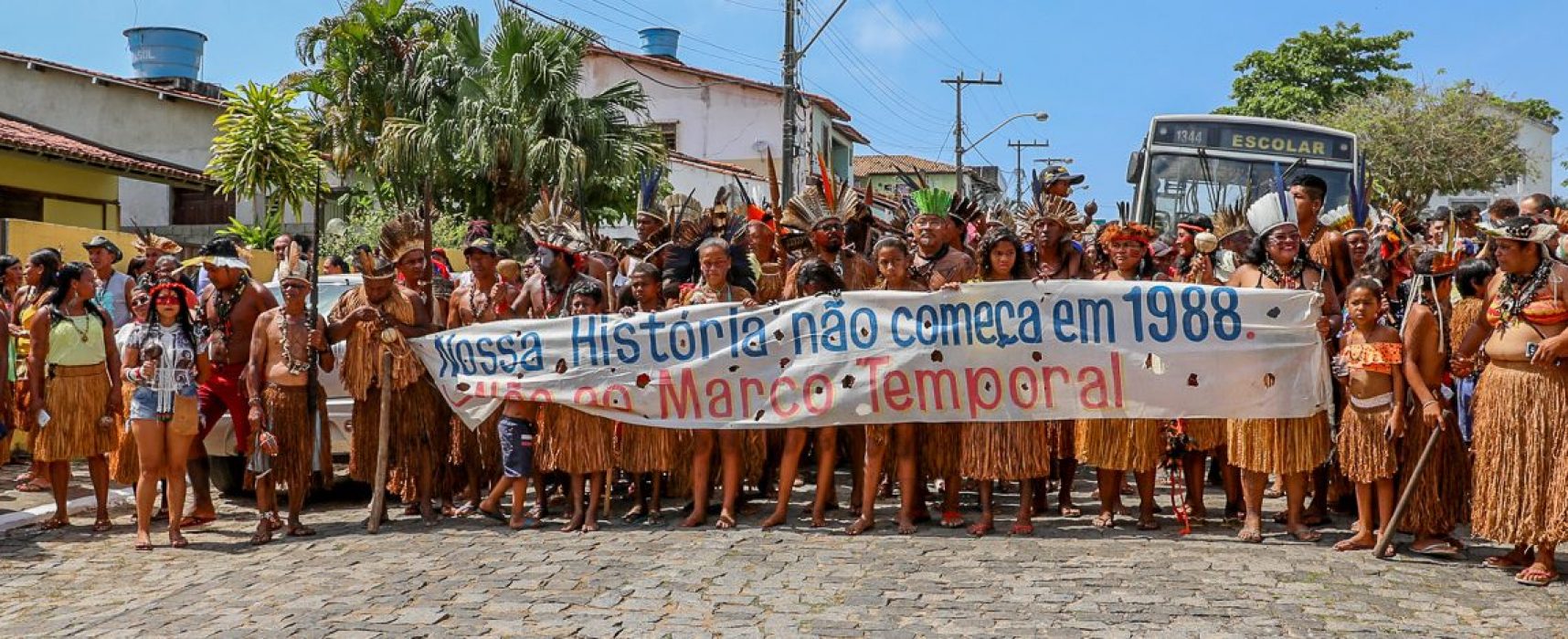 Povos indígenas do Sul da Bahia cobram a demarcação de terras em caminhada