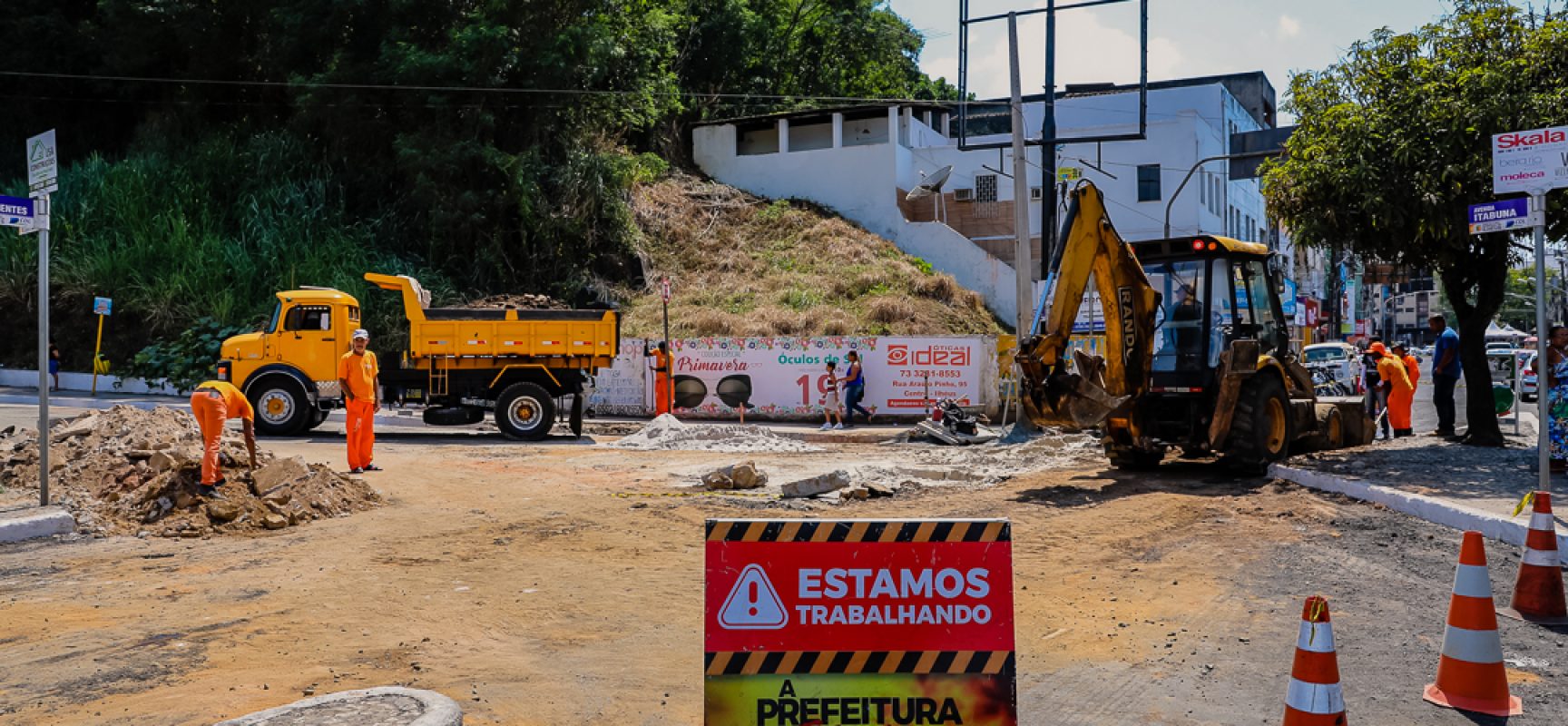 Prefeitura de Ilhéus requalifica rede de drenagem na Praça Cairu