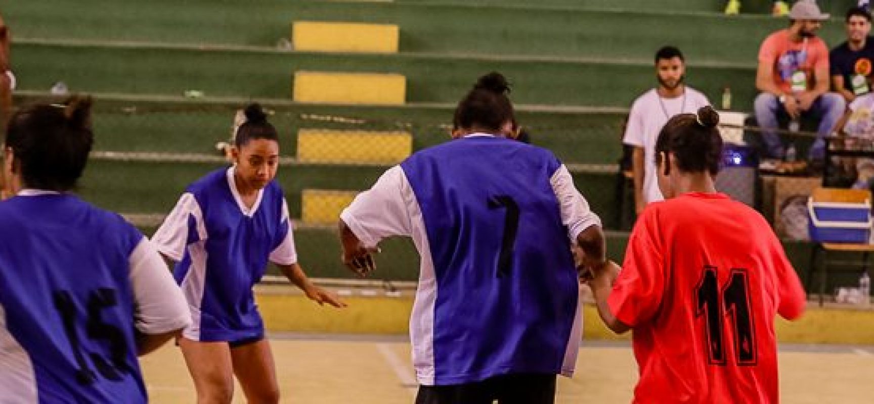 Torneio de Futsal reúne alunos de 39 escolas no Ginásio de Esportes Herval Soledade