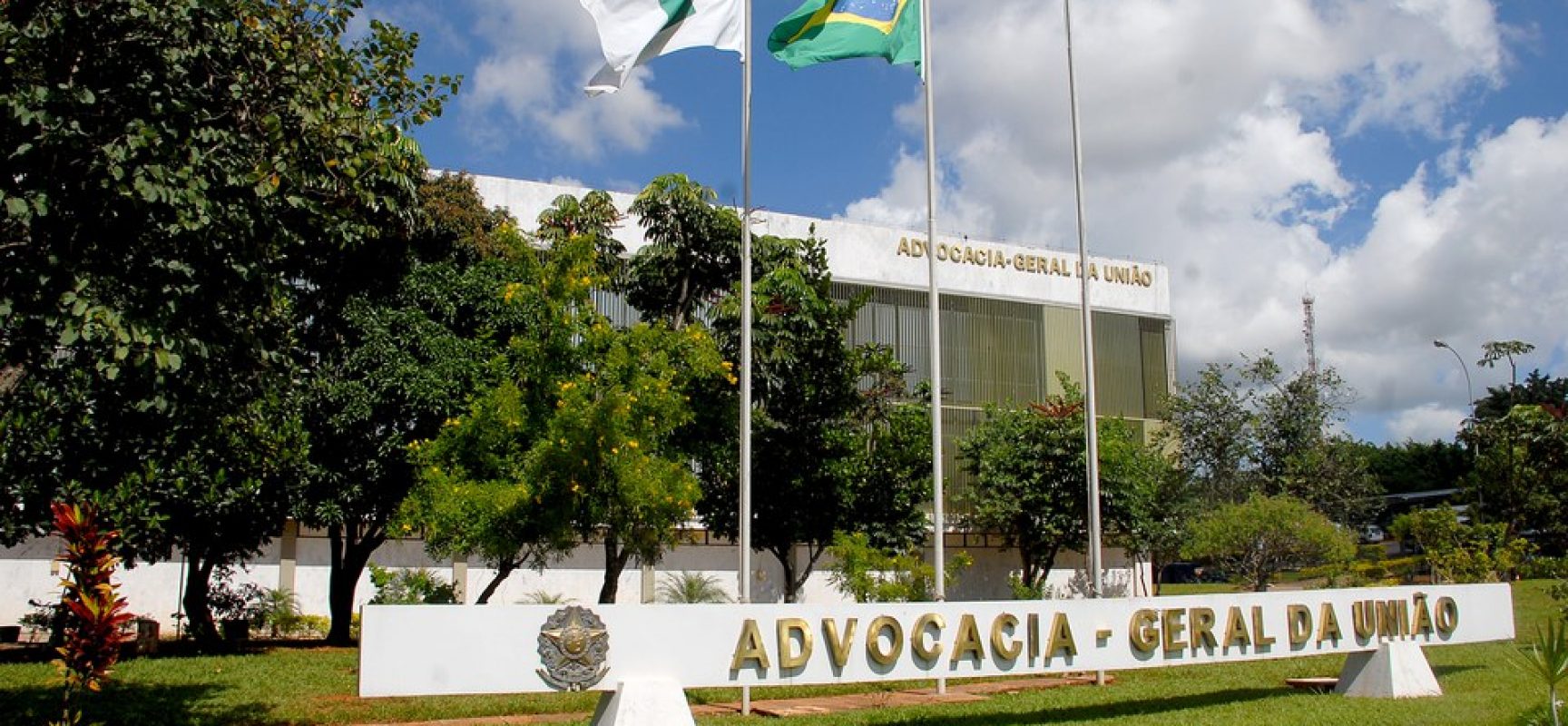 Ação para questionar indeferimento de benefício do INSS prescreve em 5 anos