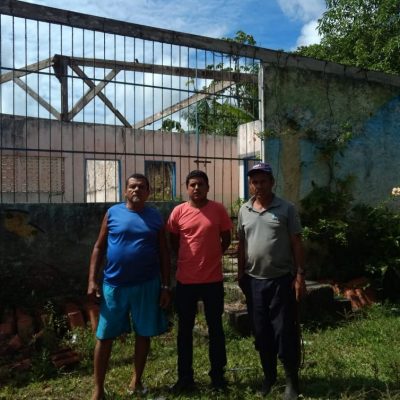 Fabrício Nascimento solicita construção de escola em Tibina.