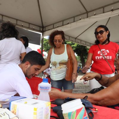 Centenas de Pessoas participaram de mutirão no Dia Mundial de Combate à Aids