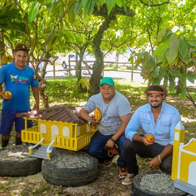 Miniaturas de fazenda da Praça do Cacau são reformadas para melhorar atrativo turístico