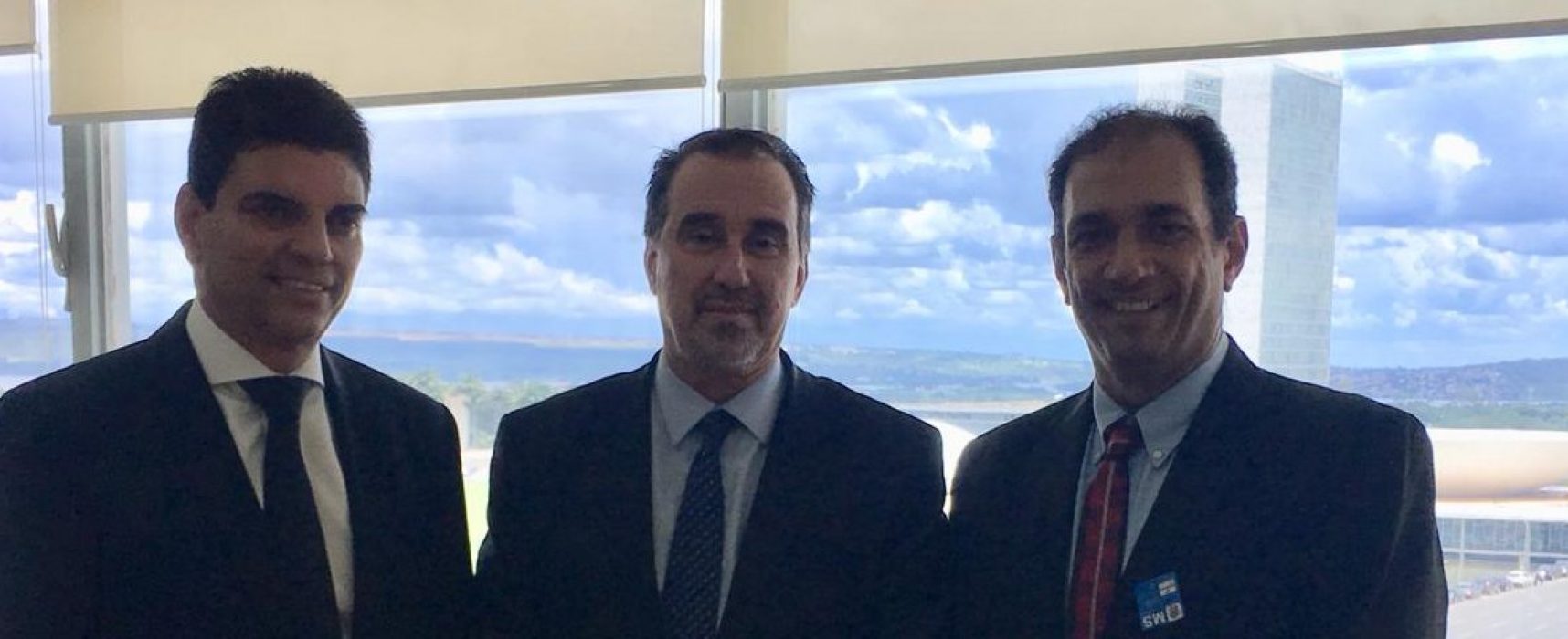 Prefeito busca recursos em Brasília para melhorias no turismo, saúde e infraestrutura