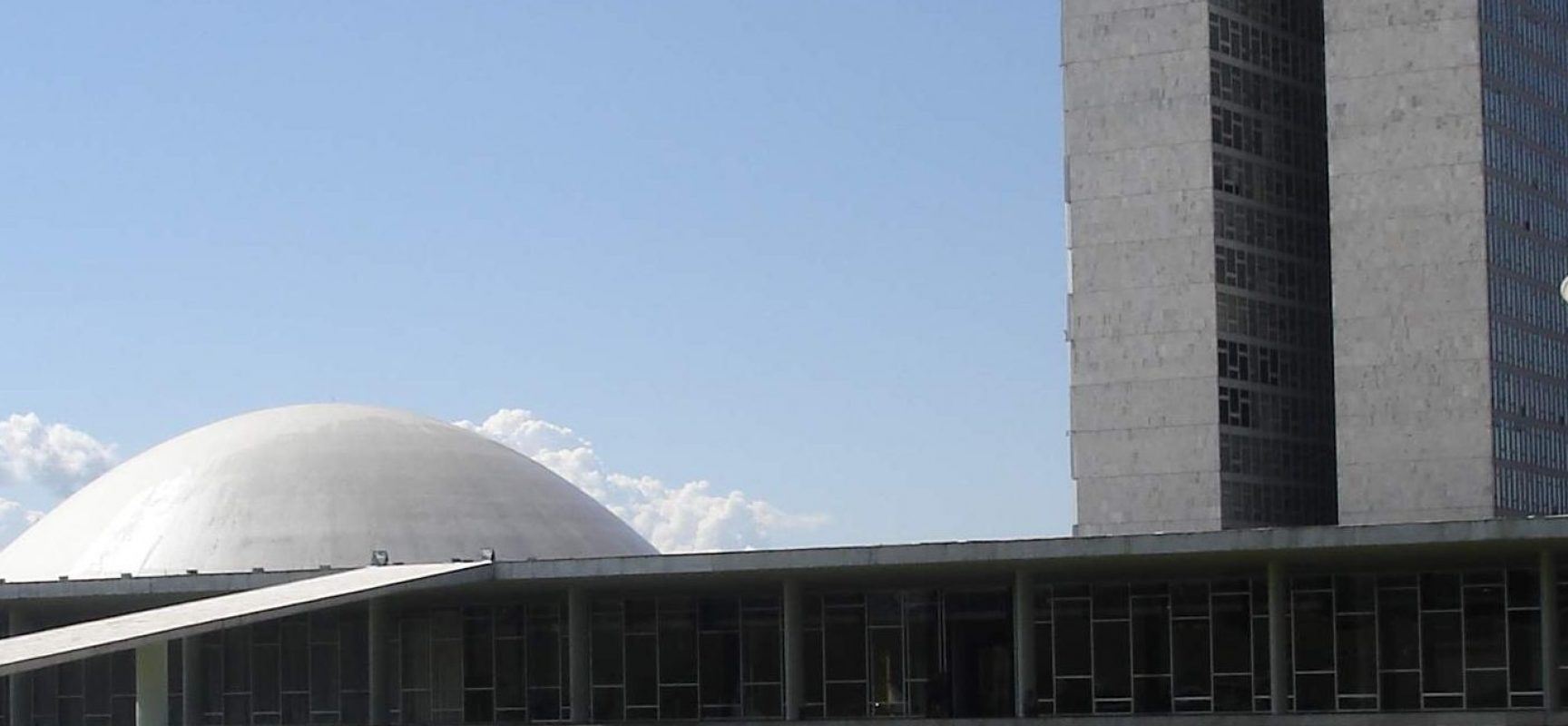 Segurança da posse terá detector de metais e proibição de objetos
