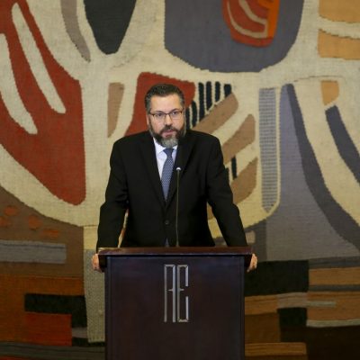 Ministro diz que há consenso para Brasil permanecer no Acordo de Paris