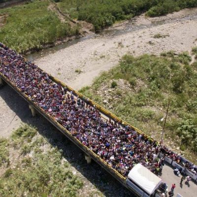 Brasil mantém ajuda à Venezuela, mesmo com fronteira fechada