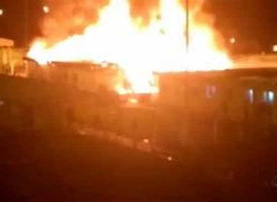 Detentas sofrem queimaduras em incêndio em presídio de Porto Alegre