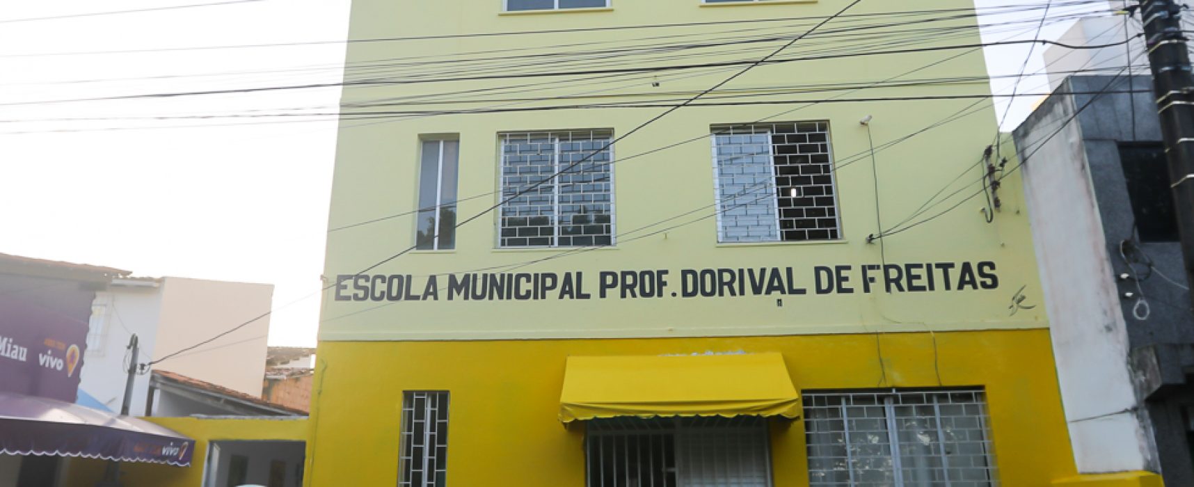 Escola Municipal do Pontal homenageia professor Dorival de Freitas
