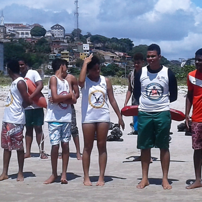 Jovens de Ilhéus participam do projeto “Educar para não afogar”