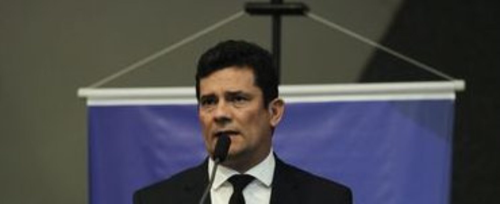 Sigilo é retirado e conversas de Moro com promotores da Lava Jato são divulgadas