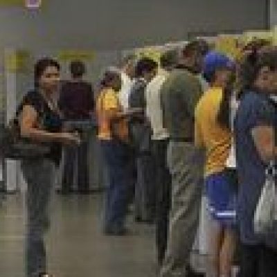 Agências bancárias só voltam a abrir na quarta-feira às 12h