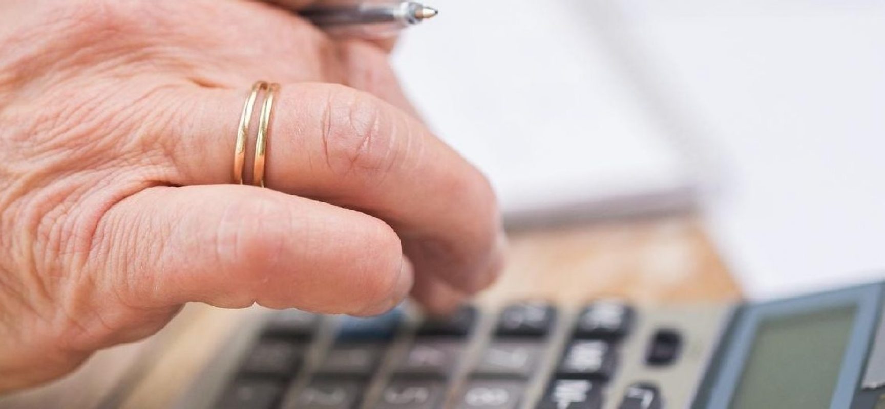 Com reforma de Bolsonaro, média salarial da aposentadoria pode cair até 15%