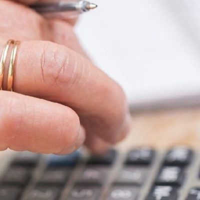 Com reforma de Bolsonaro, média salarial da aposentadoria pode cair até 15%