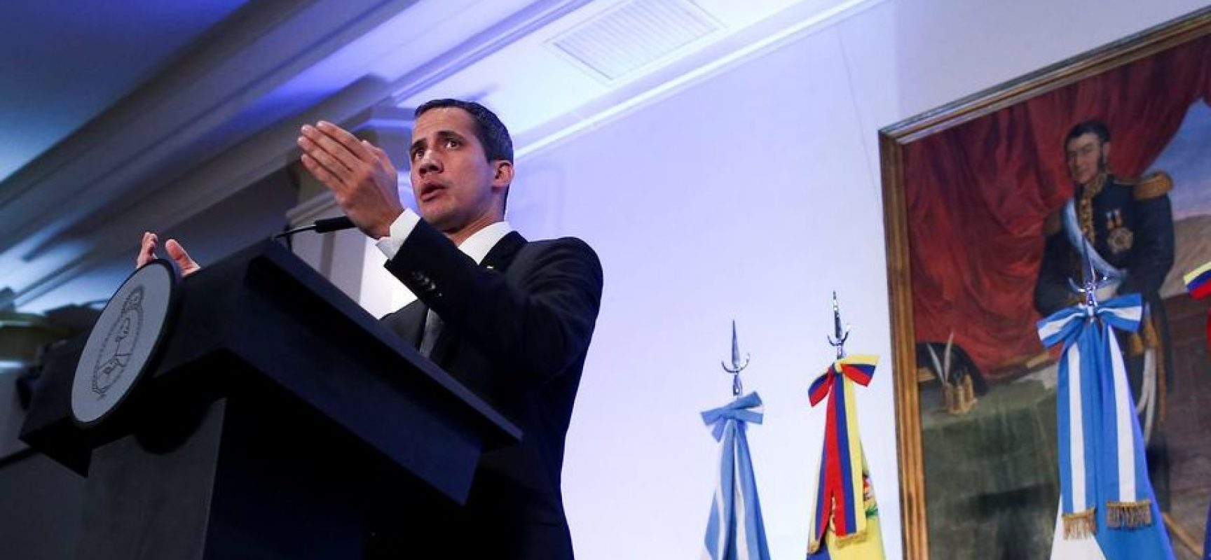 Em Buenos Aires, Guaidó defende mobilização em favor da democracia