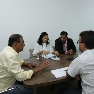 Grato pela Publicação  Prefeito recebe representantes da Caixa para discutir andamento de convênios em Ilhéus
