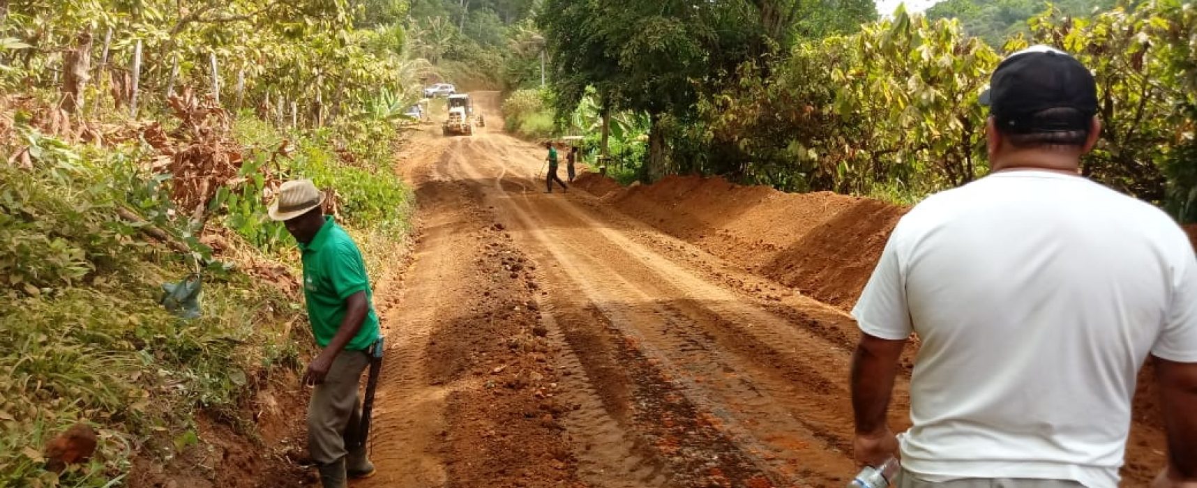 Prefeitura de Itacaré realiza recuperação de diversas estradas