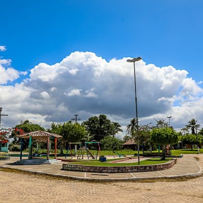 Marão confere o avanço das obras e dialoga com comunidade de Sambaituba