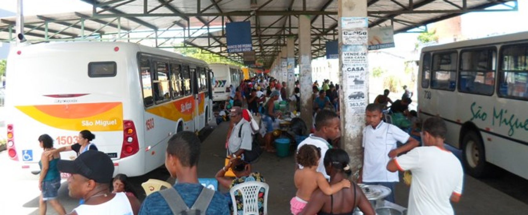 Prefeitura faz operação surpresa e retira ônibus de circulação em Ilhéus