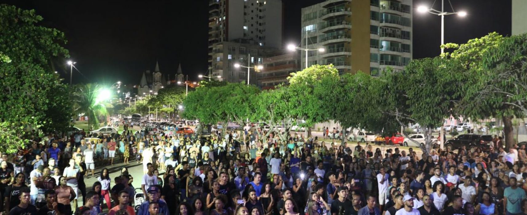 Sexta-feira Santa de fé e adoração na 1ª edição do “Louvor Livre” em Ilhéus