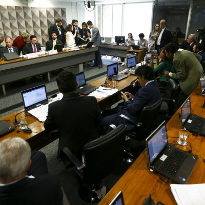 Comissão aprova transferência do Coaf para o Ministério da Economia