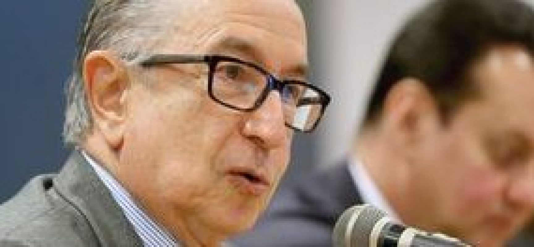 Mudança em MP restringe trabalho da Receita, diz Marcos Cintra