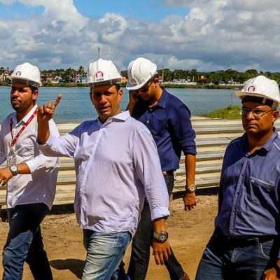 Prefeito acompanha avanço das obras da nova ponte de Ilhéus