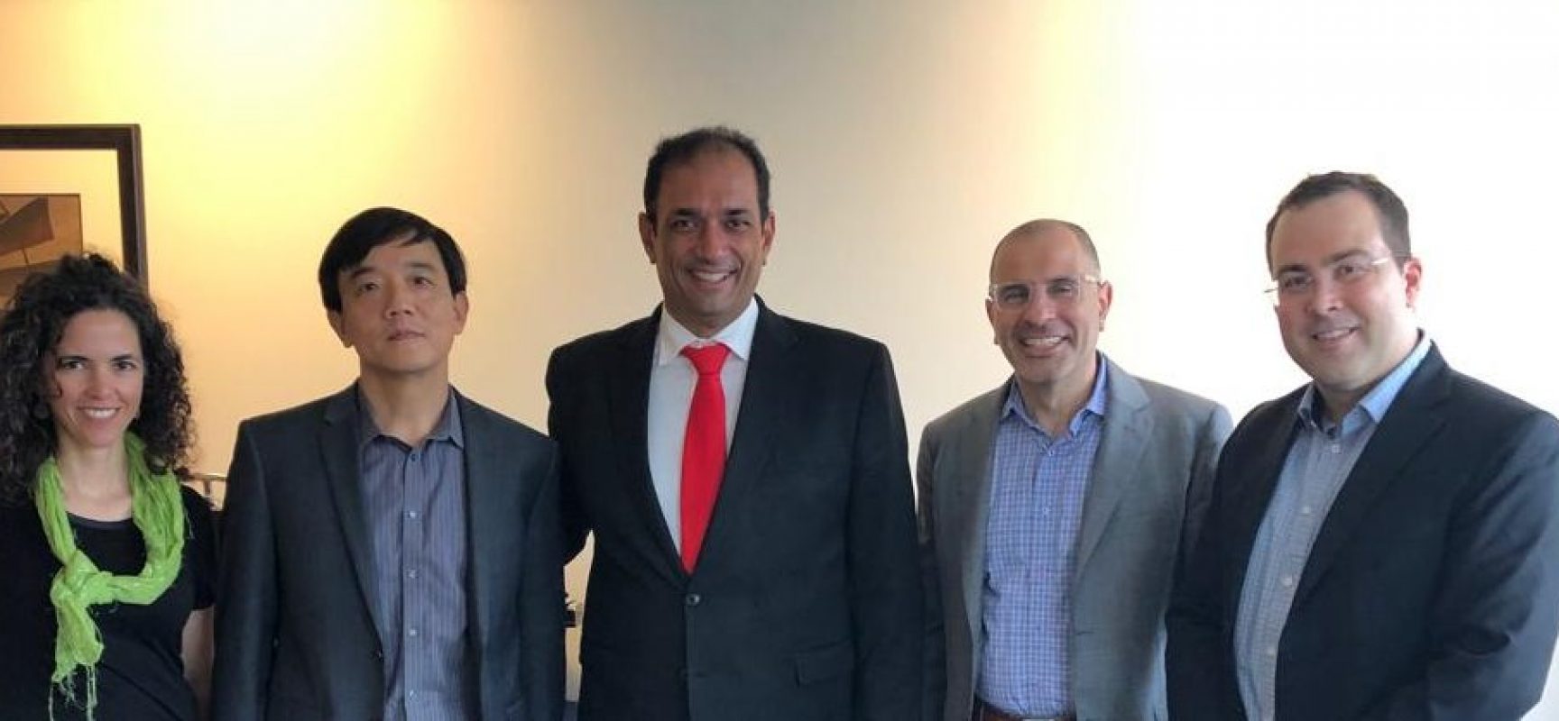 Prefeito participa de encontro nos EUA e apresenta projeto de biodiversidade