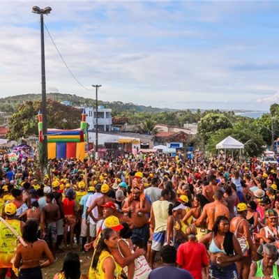 Do sagrado ao profano, festas em Olivença devem atrair uma multidão neste domingo (9)