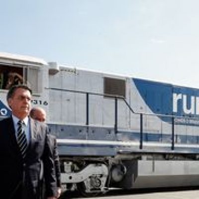 Contrato de concessão da Ferrovia Norte-Sul é assinado em Anápolis
