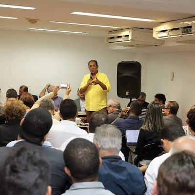 Em Ilhéus, governo baiano discute políticas de desenvolvimento para a região