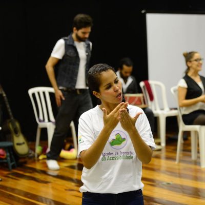 Governo disciplina uso de recursos de acessibilidade em atos oficiais