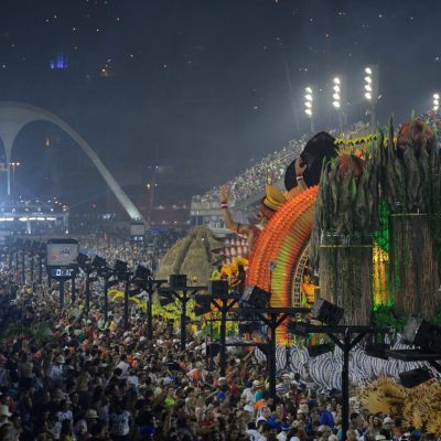 Governo do Rio vai assumir administração do Sambódromo