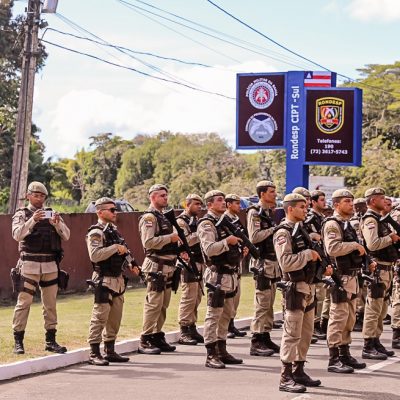 Prefeito participa da cerimônia de troca do comando da Rondesp Sul