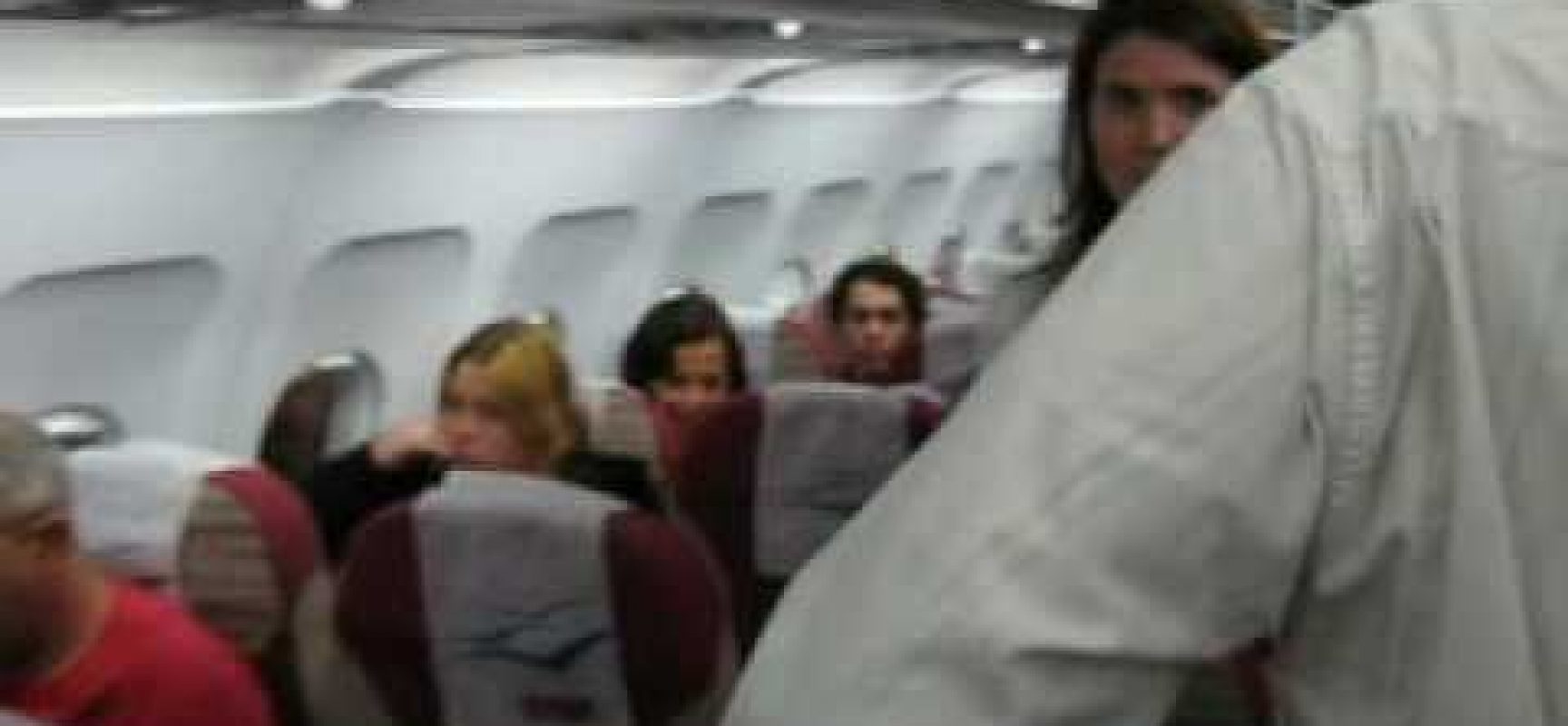 Proposta prevê sanções para desordem de passageiros em voo